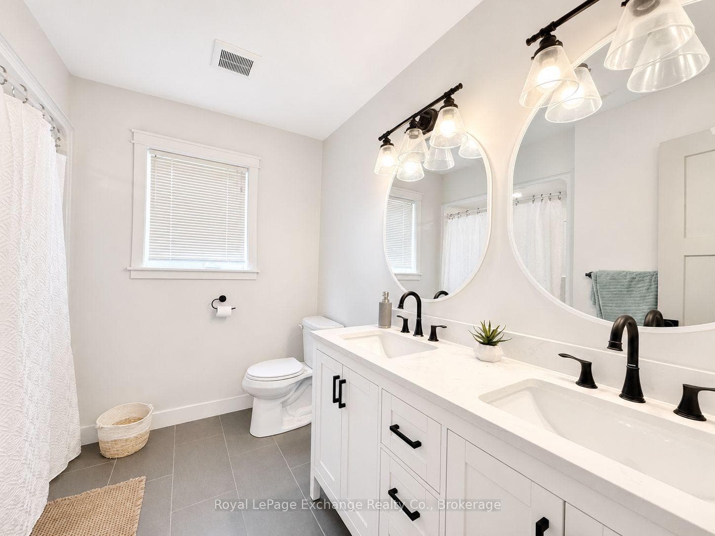 Primay Ensuite 5 pc