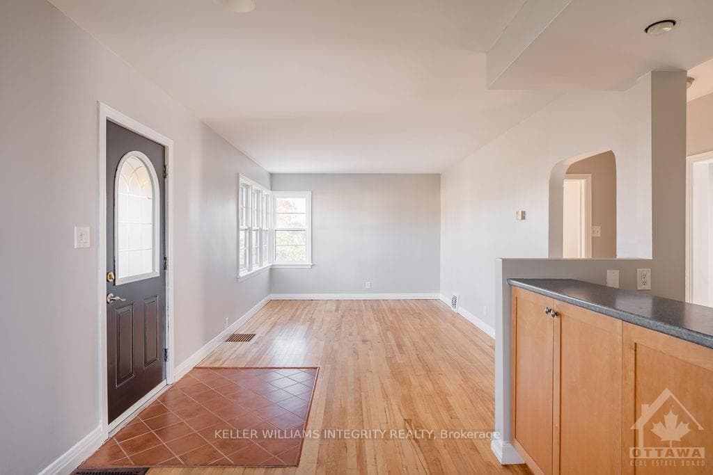 64 TOWER Road photo 4