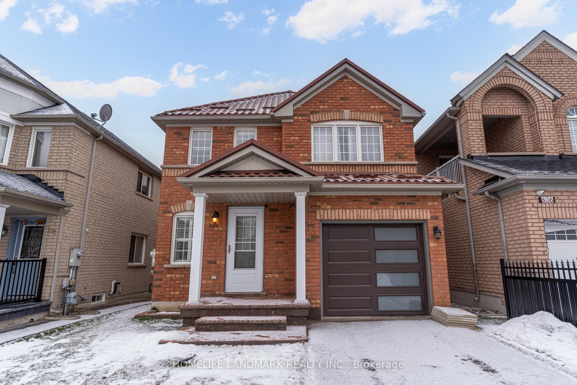 634 Staines Road photo 2