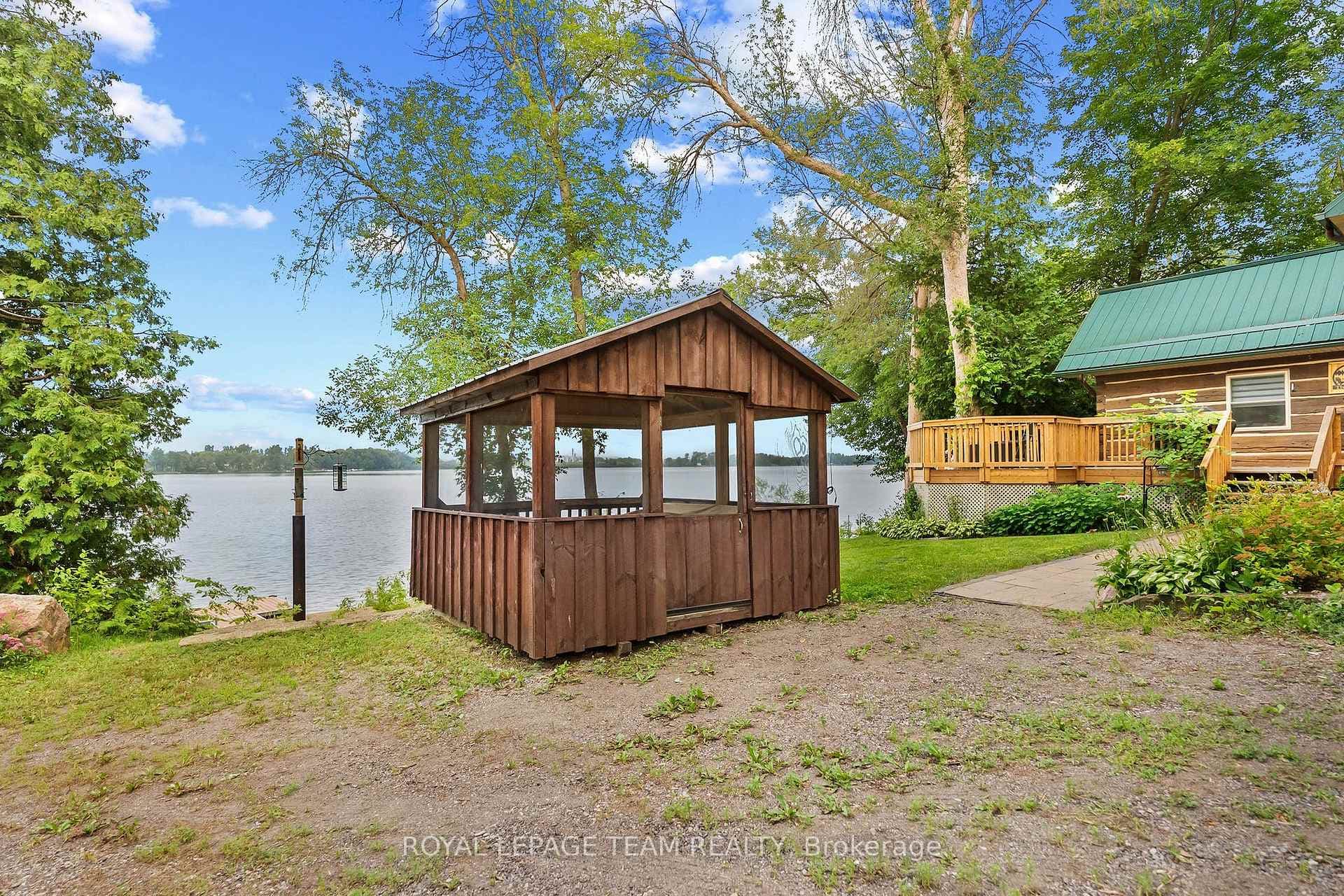 58 Hendry Lane photo 31