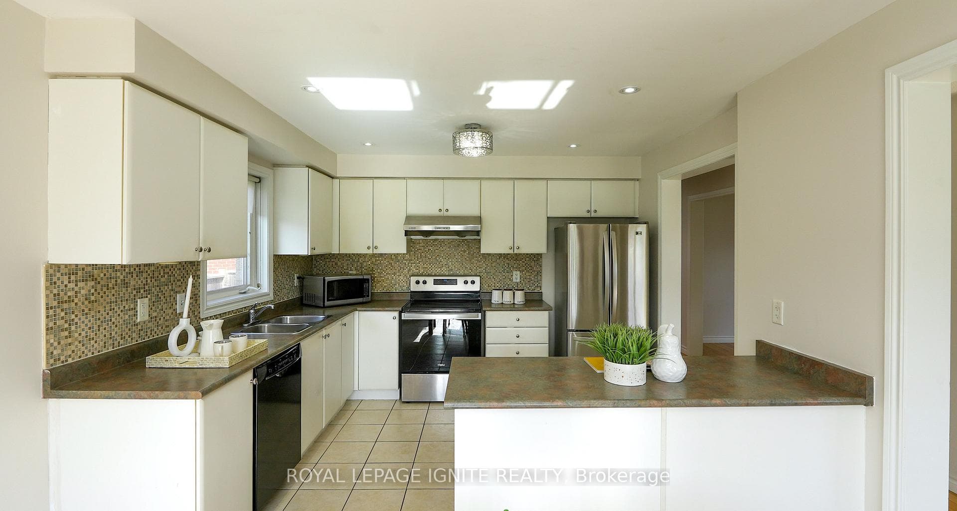 51 Harkness Drive photo 9
