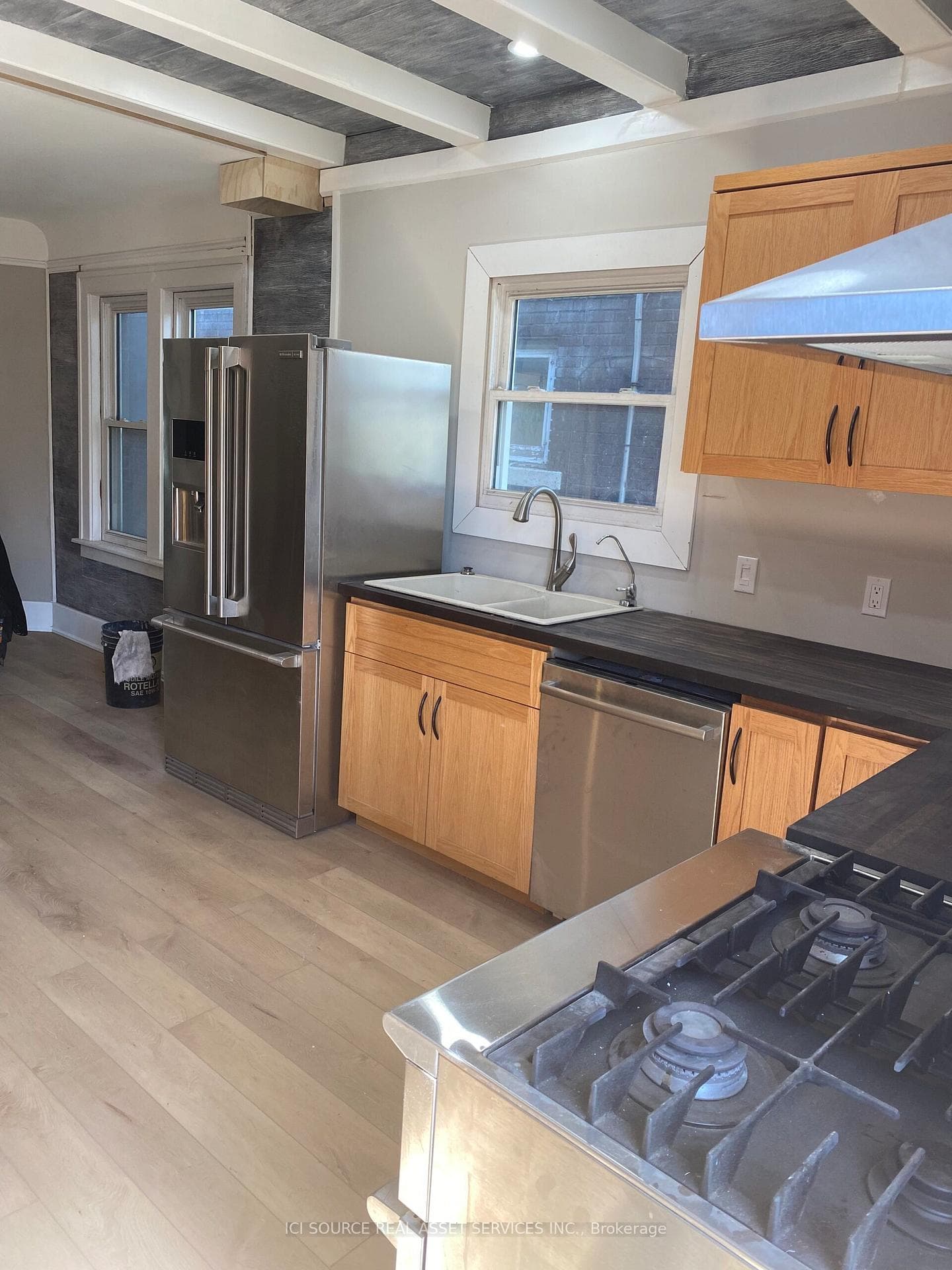 825 Raymo Road photo 4