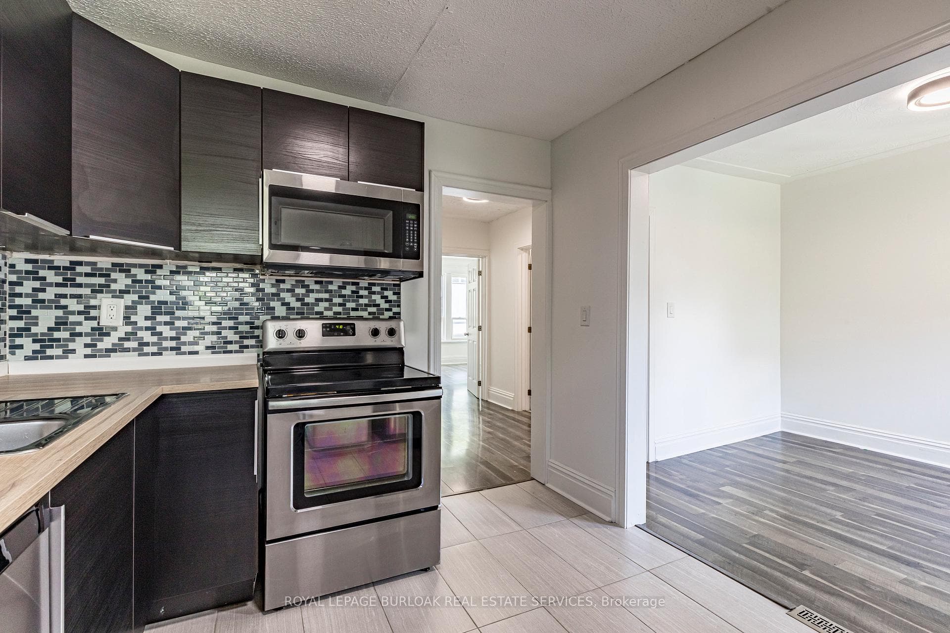22 Myrtle Avenue photo 23