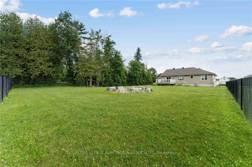 45 FOREST PARK Road photo 28