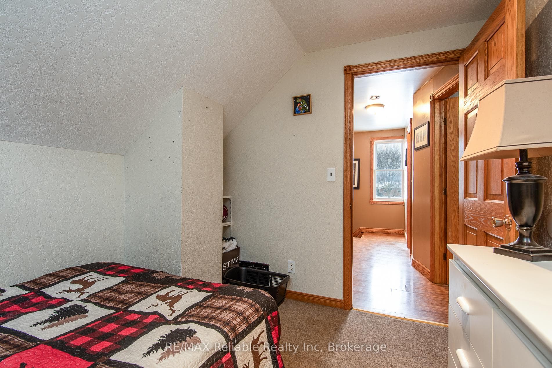 209 Hamilton Street photo 46
