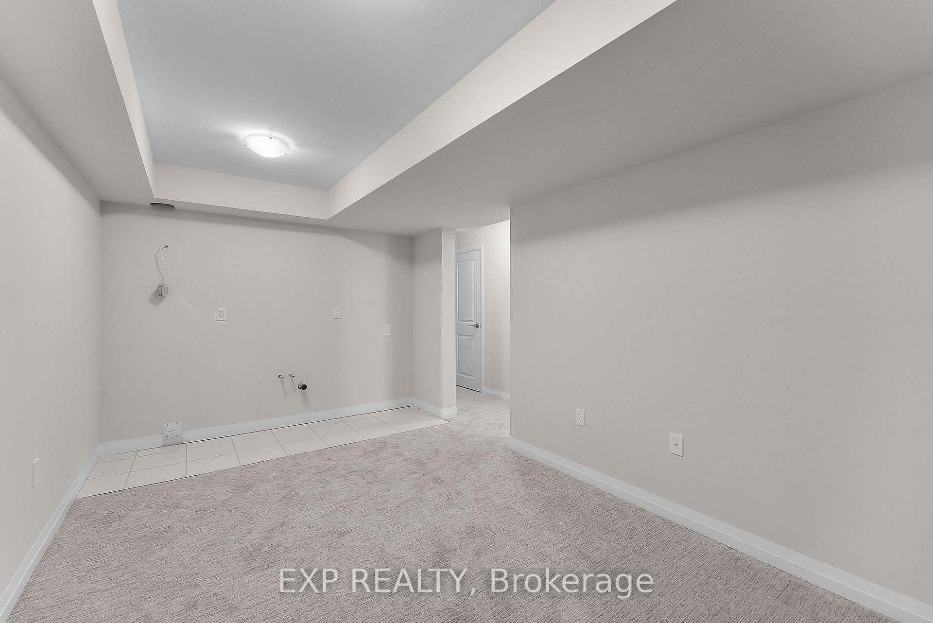 4552 Portage Road Unit 102 photo 32