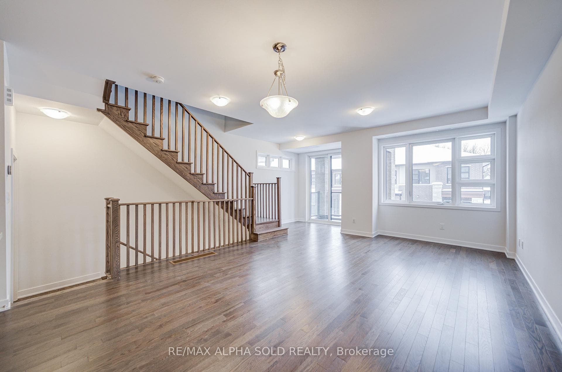 11 John Canning Way photo 10