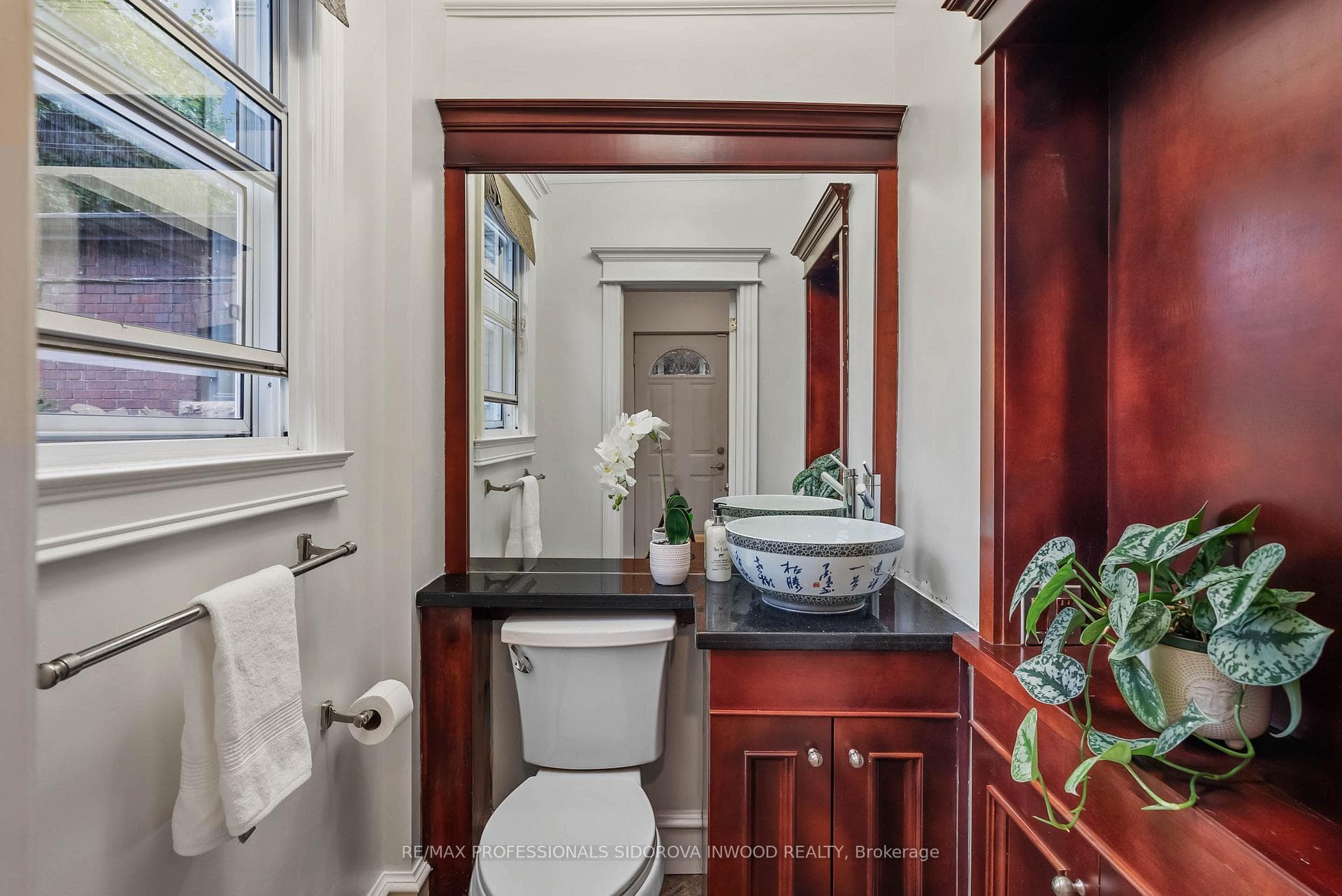 28 Alhambra Avenue photo 17