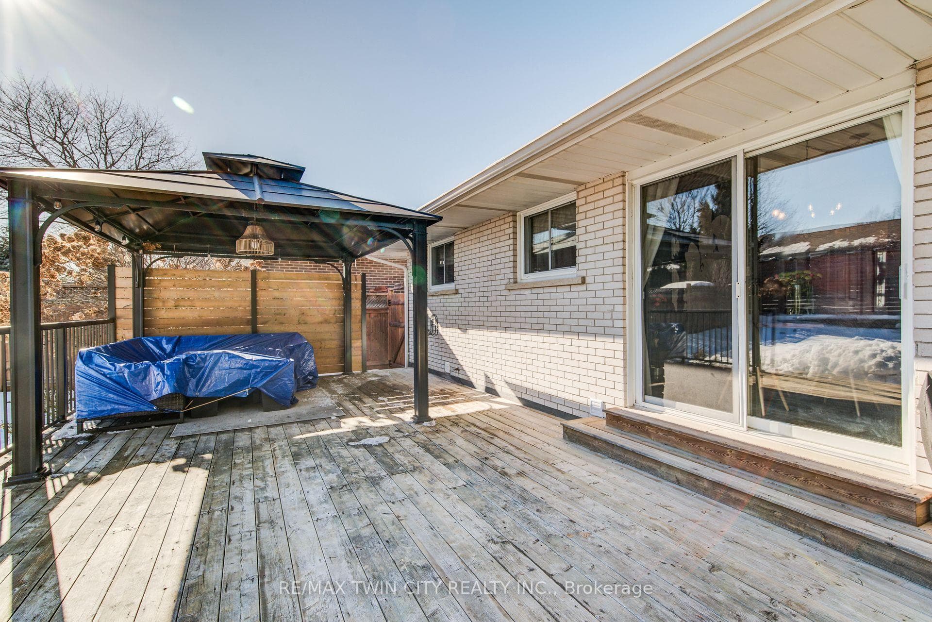 18 Duncairn Avenue photo 38