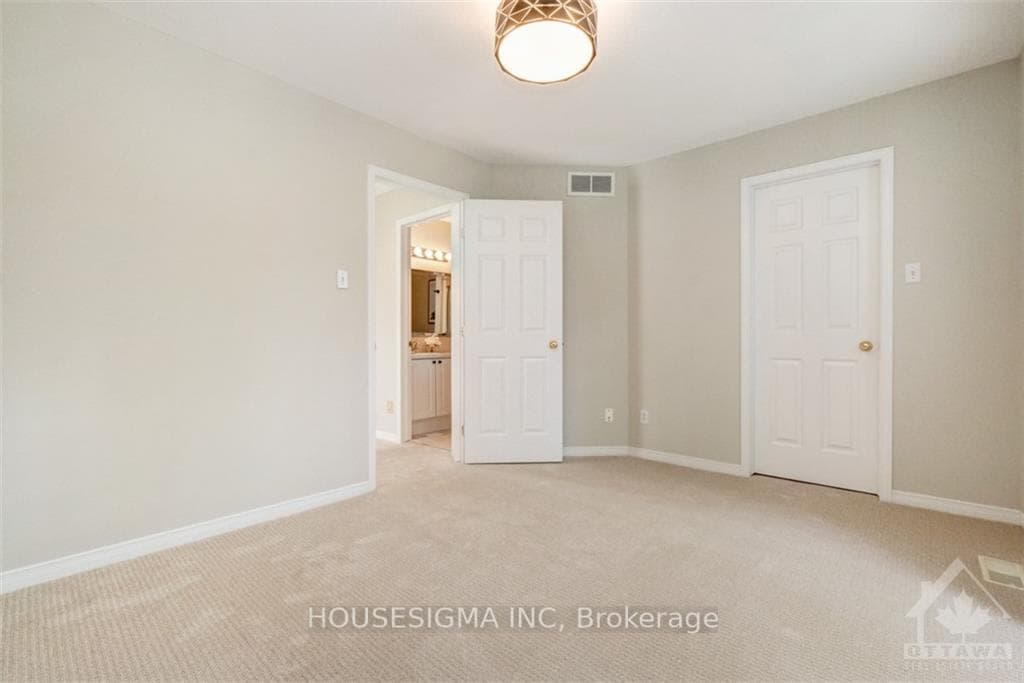 63 KINCARDINE Drive photo 16