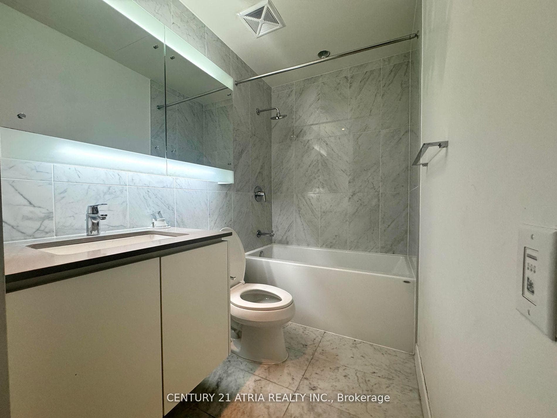 90 Queens Wharf Road Unit 608 photo 8