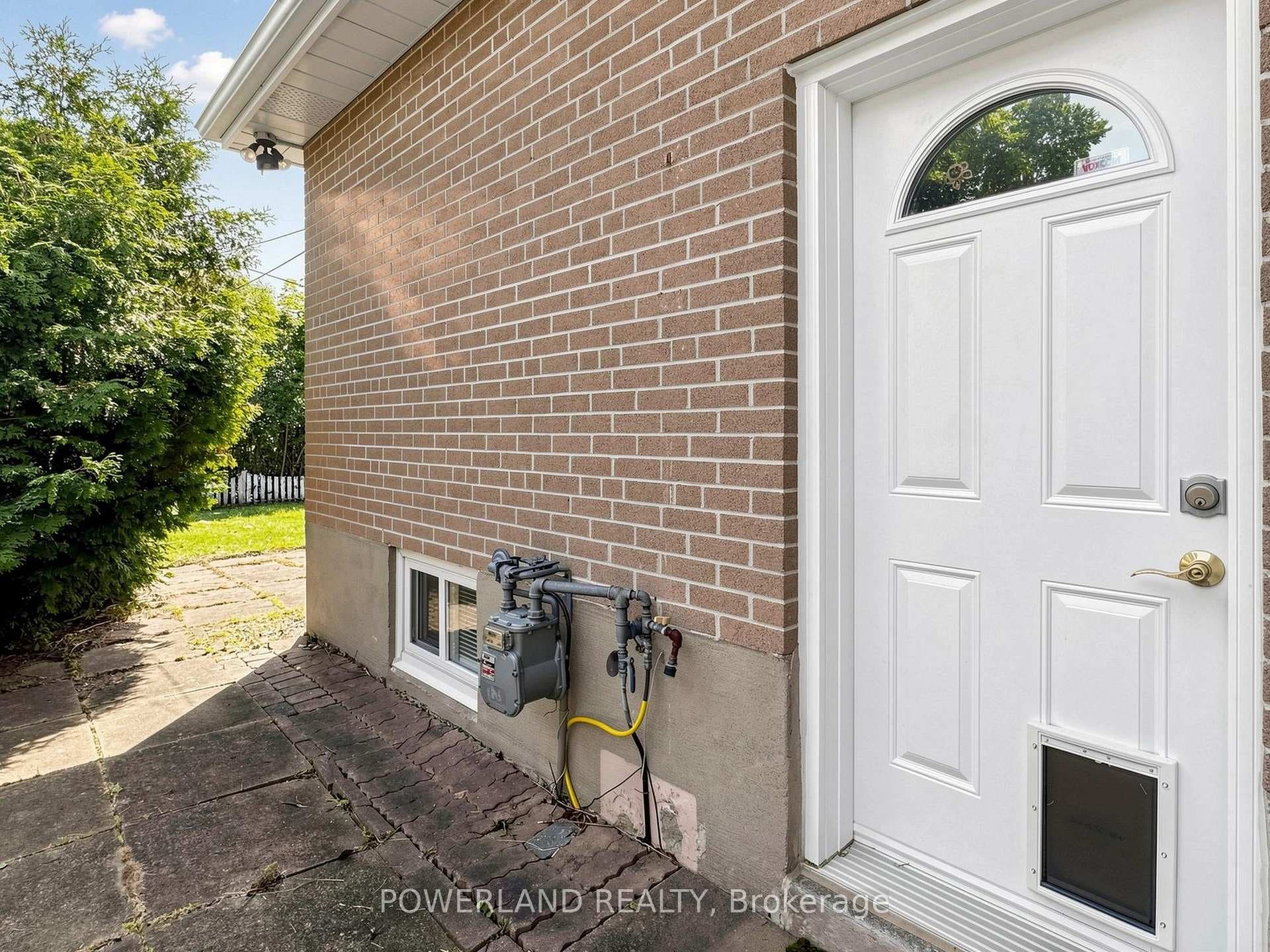 7 Laurentide Avenue photo 50