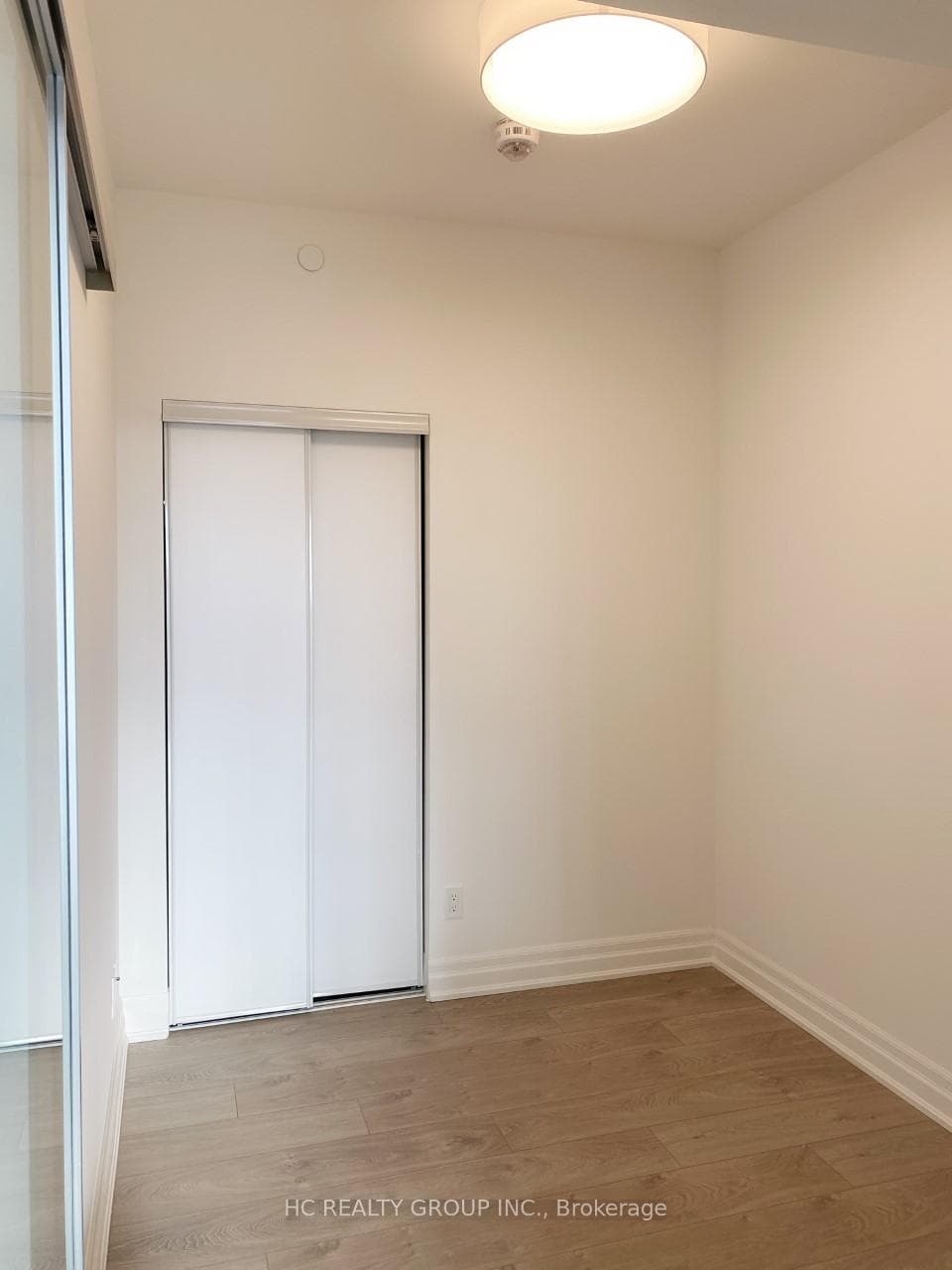 10 Rouge Valley Drive Unit 1213A photo 9