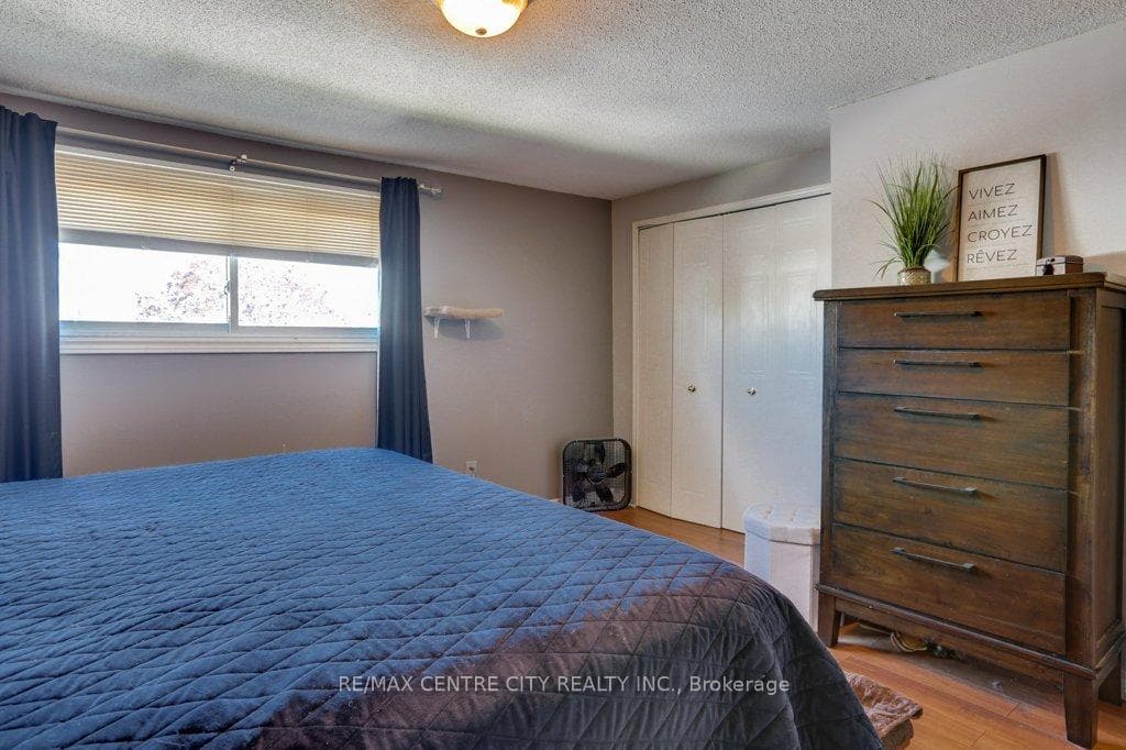 1095 Jalna Boulevard Unit 15 photo 20