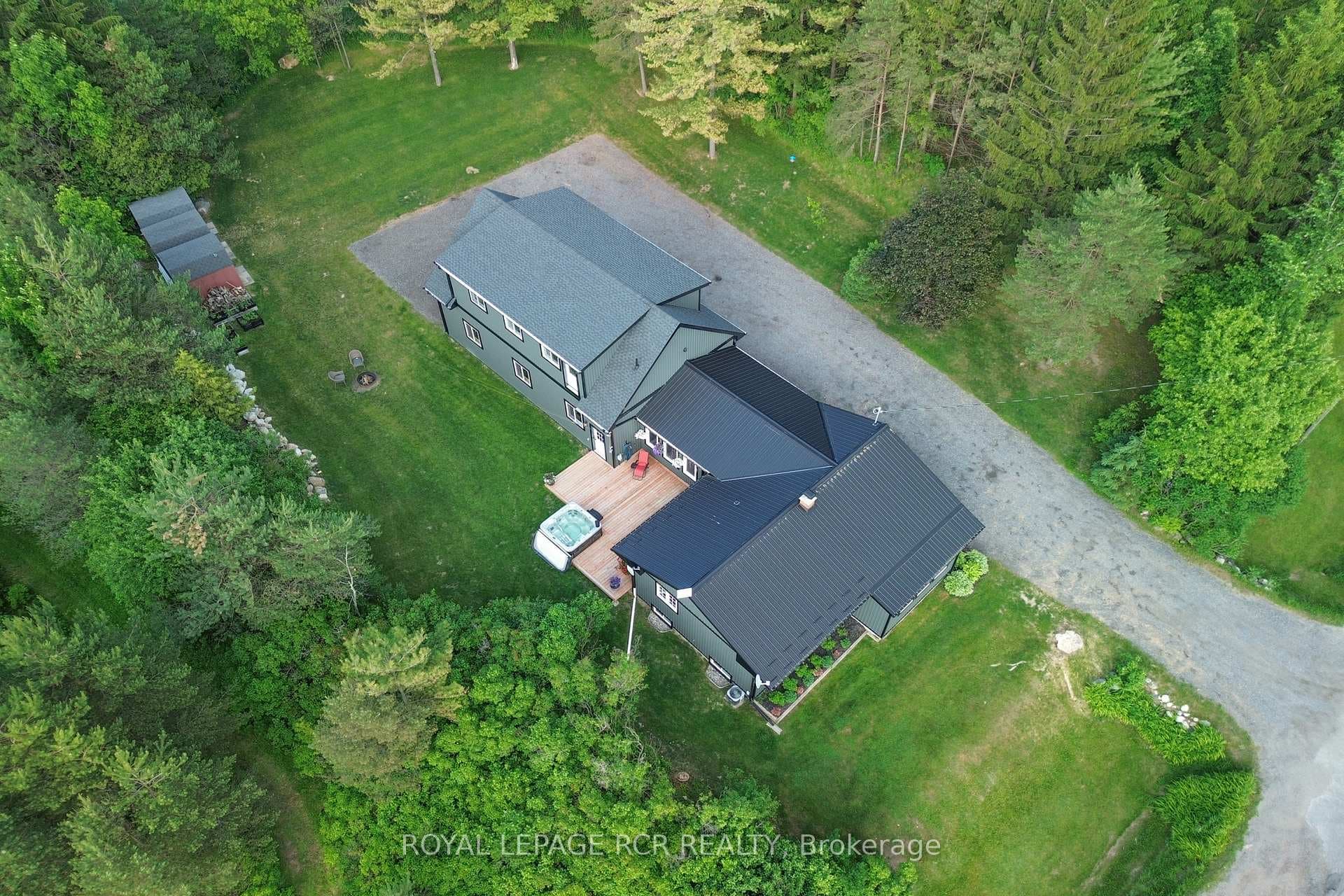 5233 TRAFALGAR Road photo 40