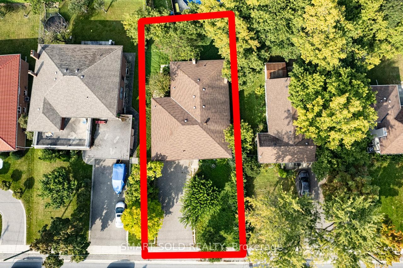 8412 Islington Avenue photo 3