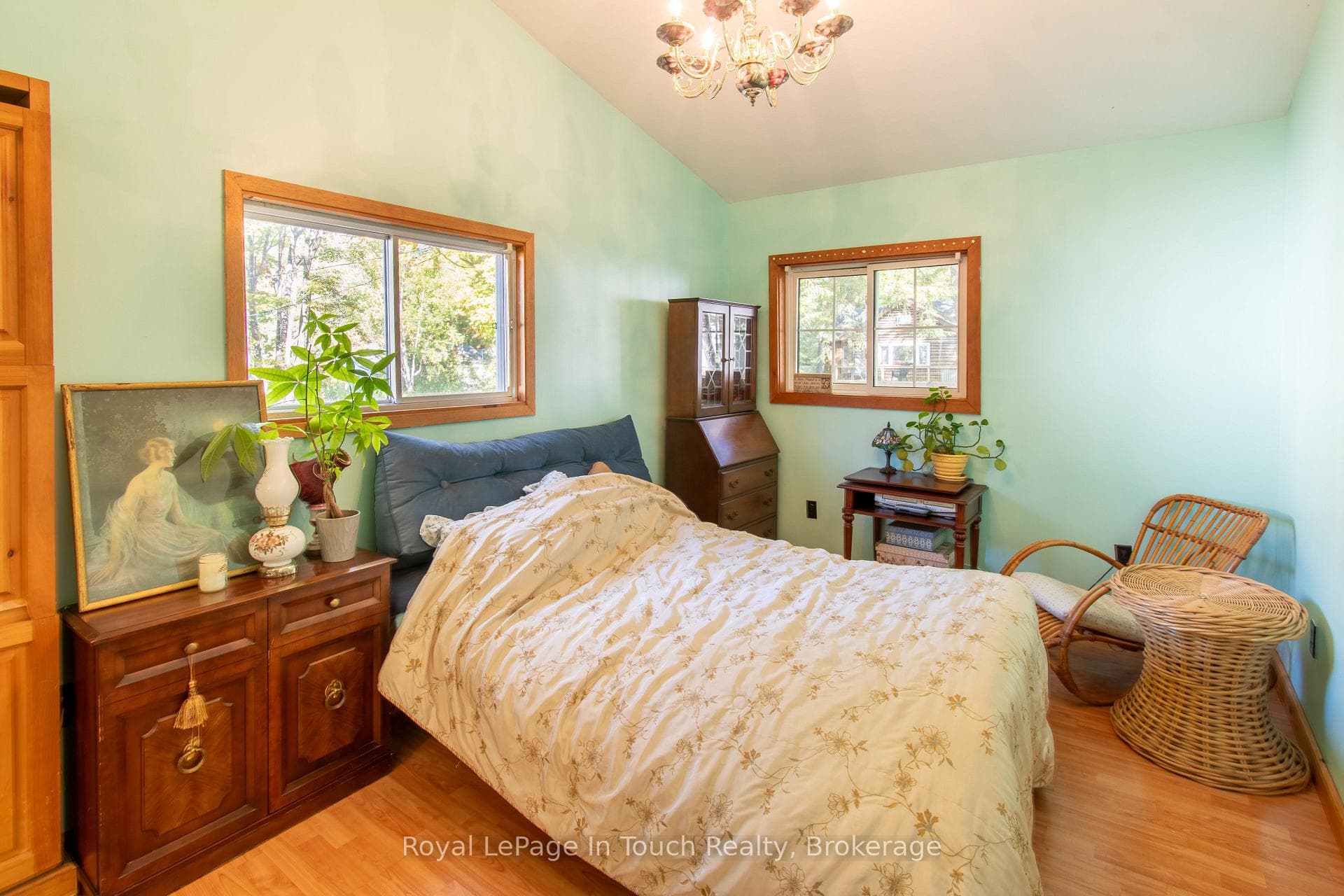 64 Wahnekewening Drive photo 26