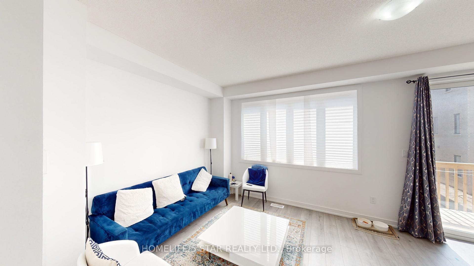 119 Blue Forest Crescent photo 11