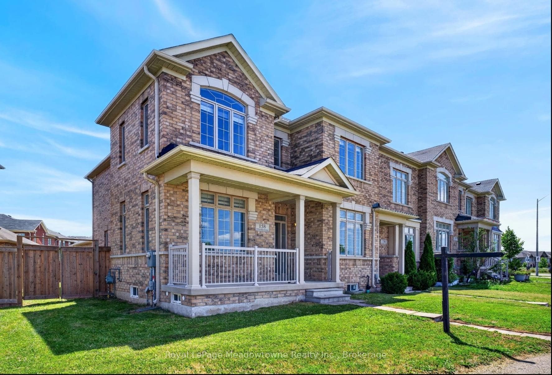 158 Etheridge Avenue photo 4