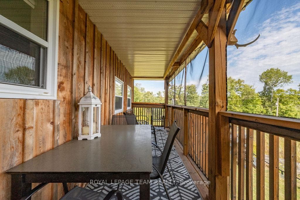 105 Heins Road photo 7