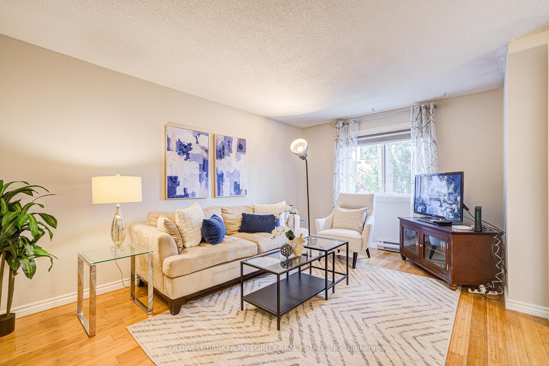 1036 Falgarwood Drive Unit Suite 82 photo 10