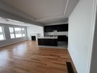 937 Knights Lane photo 5