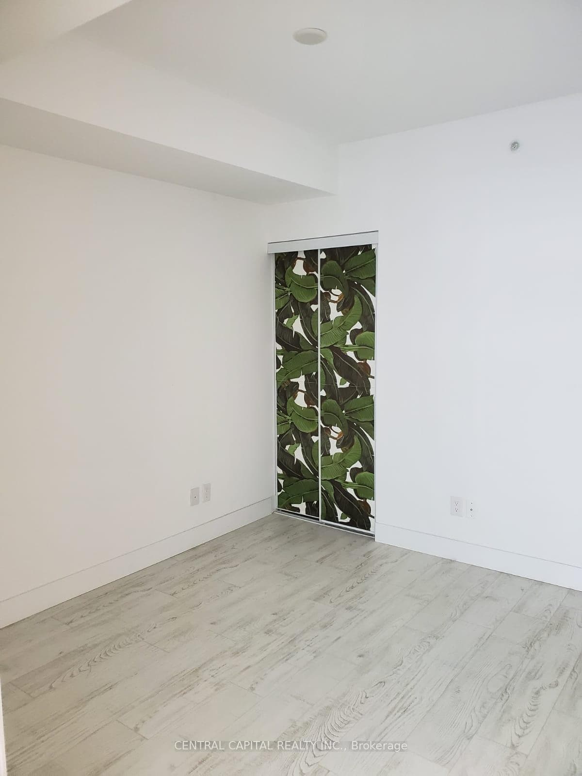 39 Sherbourne Street Unit 308 photo 6