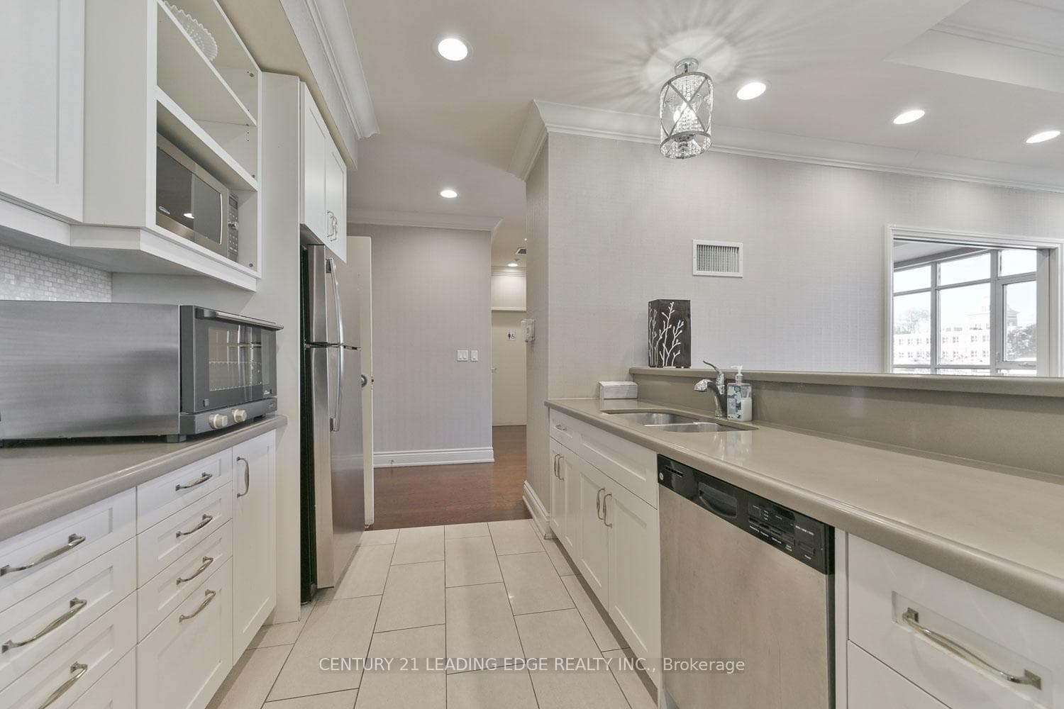 68 Main Street Unit 604 photo 24
