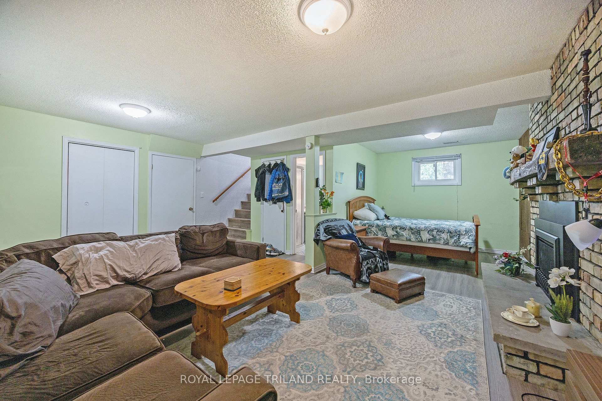15 Confederation Drive photo 22