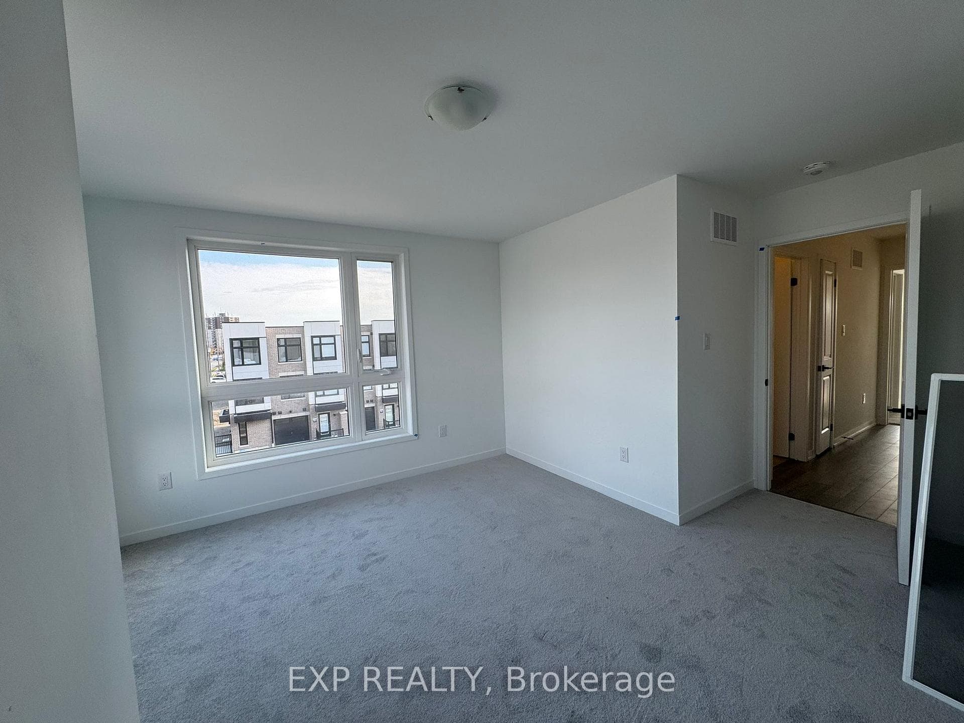 143 Hunt Street photo 12