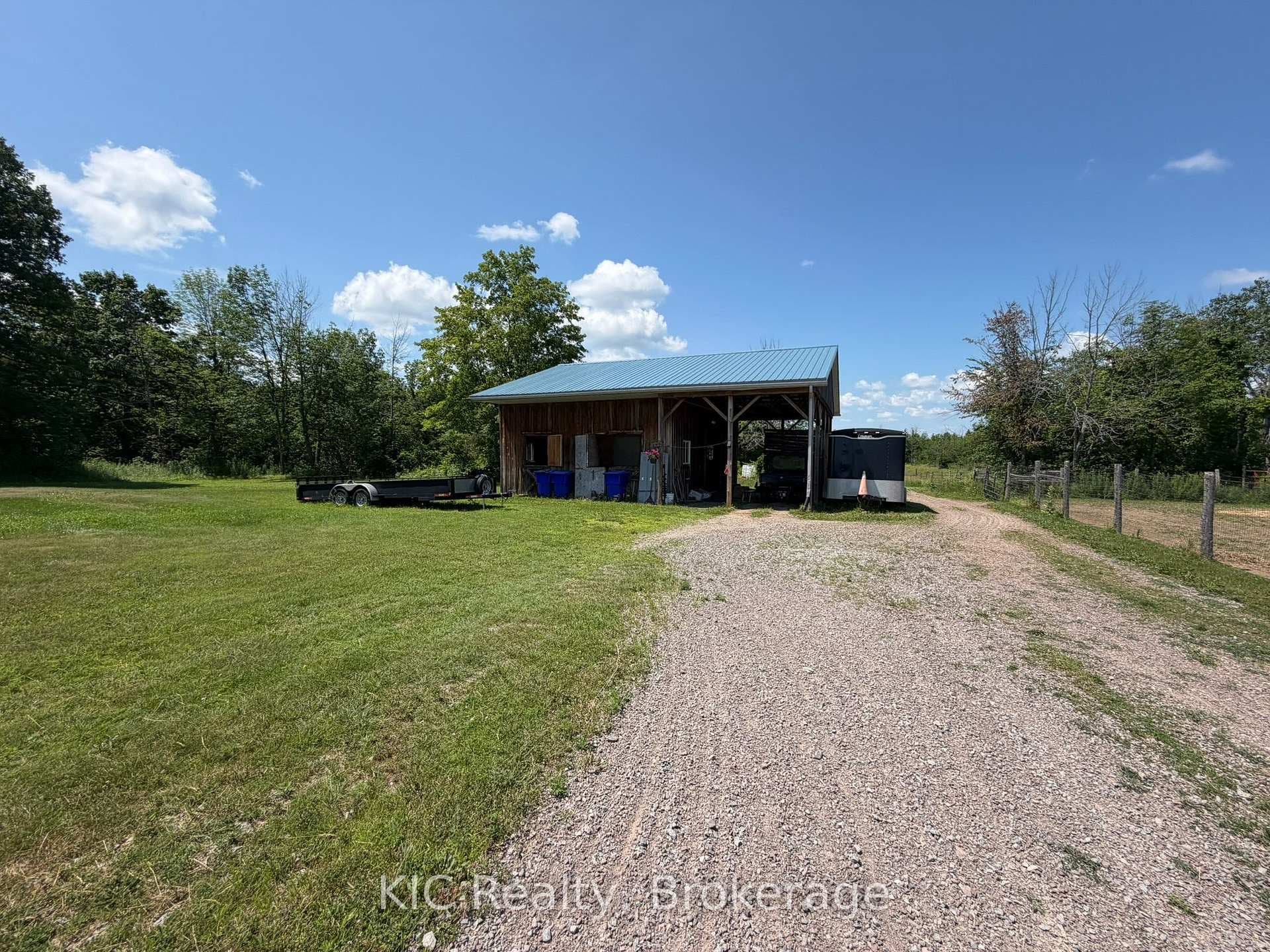 221 Jones Road photo 14