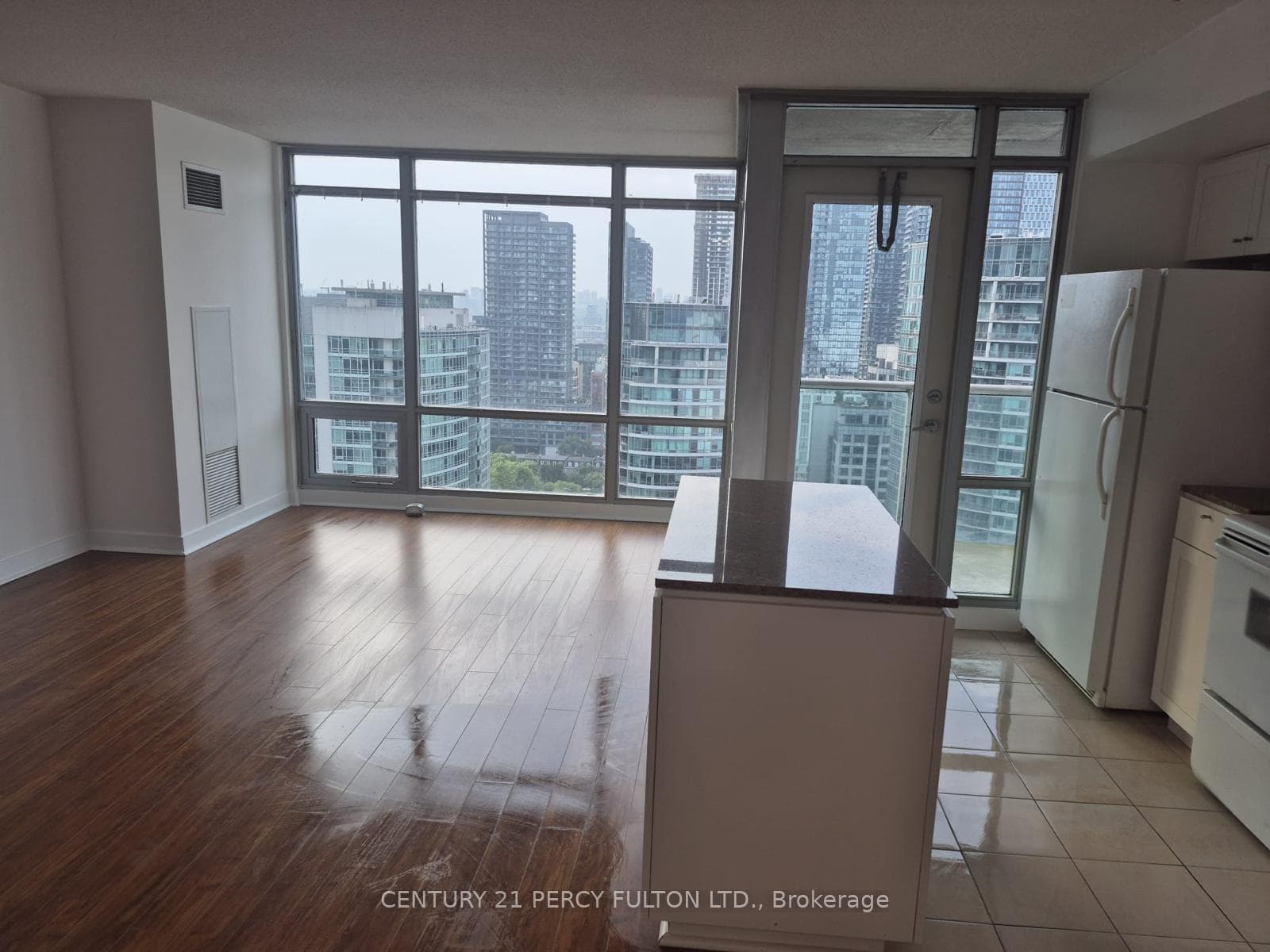 81 Navy Wharf Court Unit 3610 photo 3
