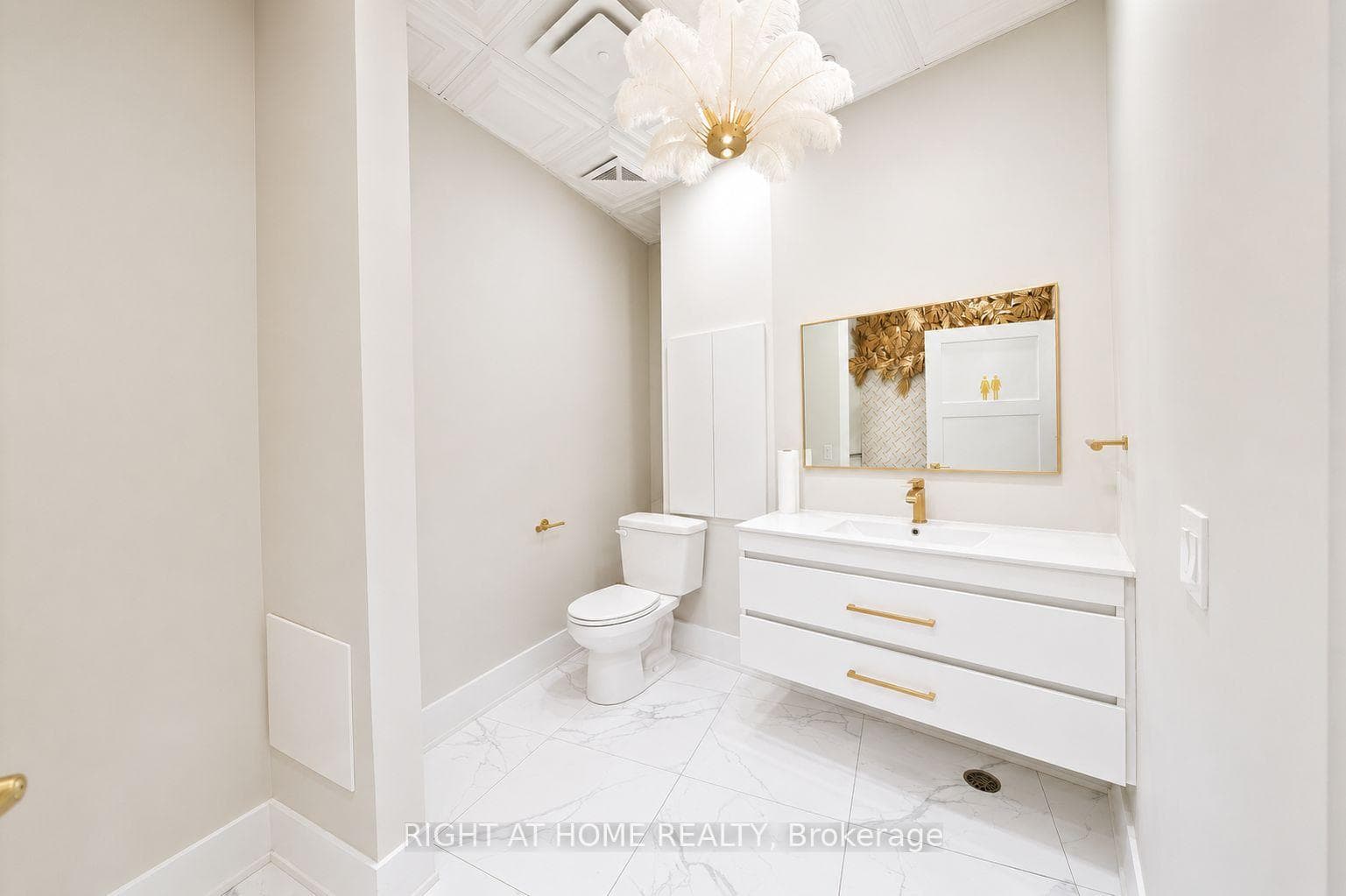 7730 Kipling Avenue Unit 3 photo 4