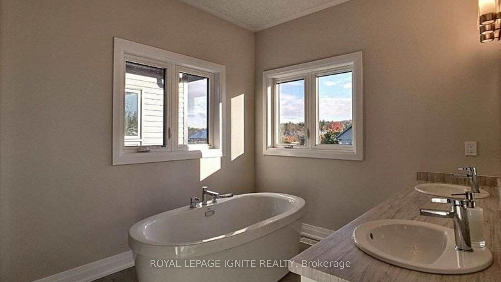 156 Ridgemount Street photo 23