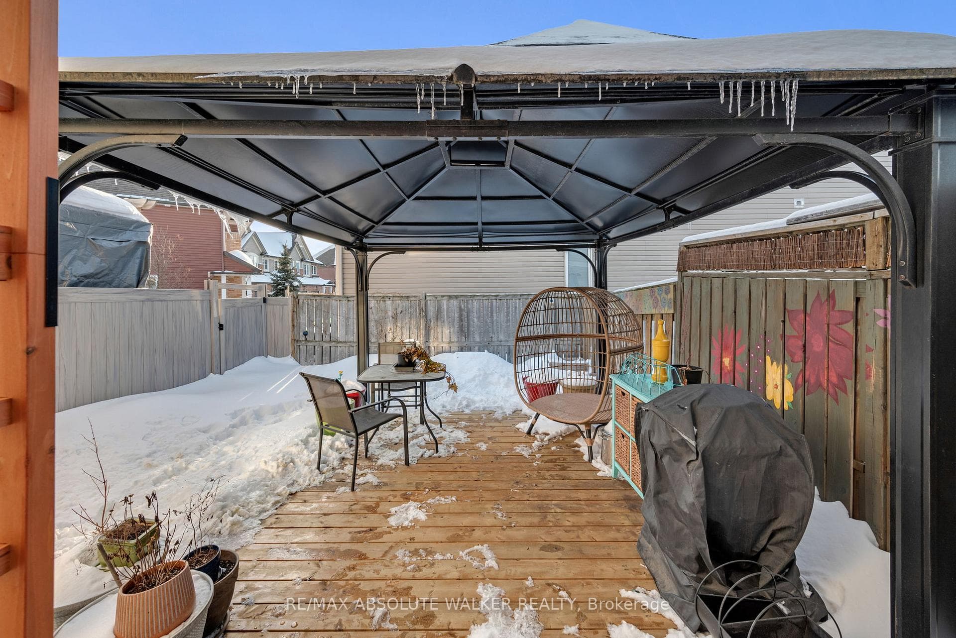 2083 Breezewood Street photo 32