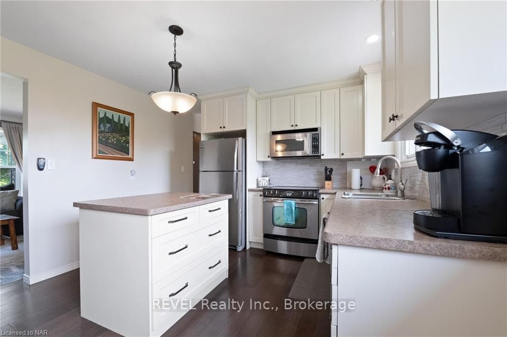 79 CHAMPLAIN Avenue photo 10