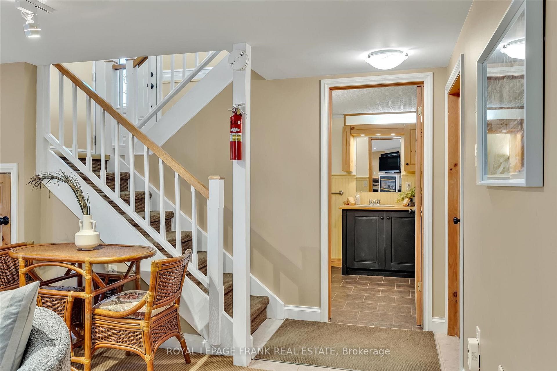953 Mount Pleasant Road photo 23