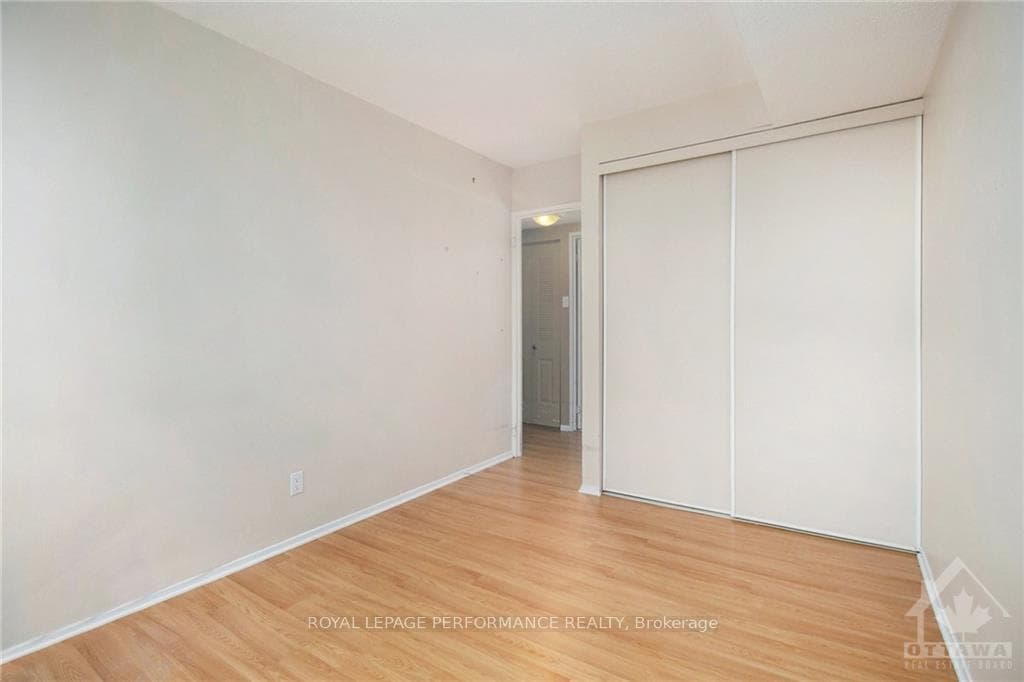 2760 CAROUSEL Crescent Unit 204 photo 13