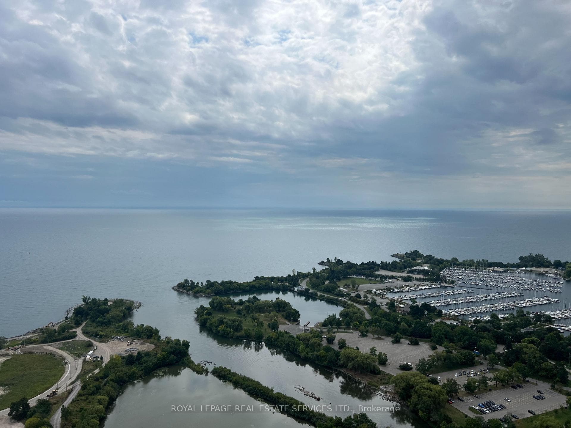 30 Shore Breeze Drive Unit 4216 photo 8