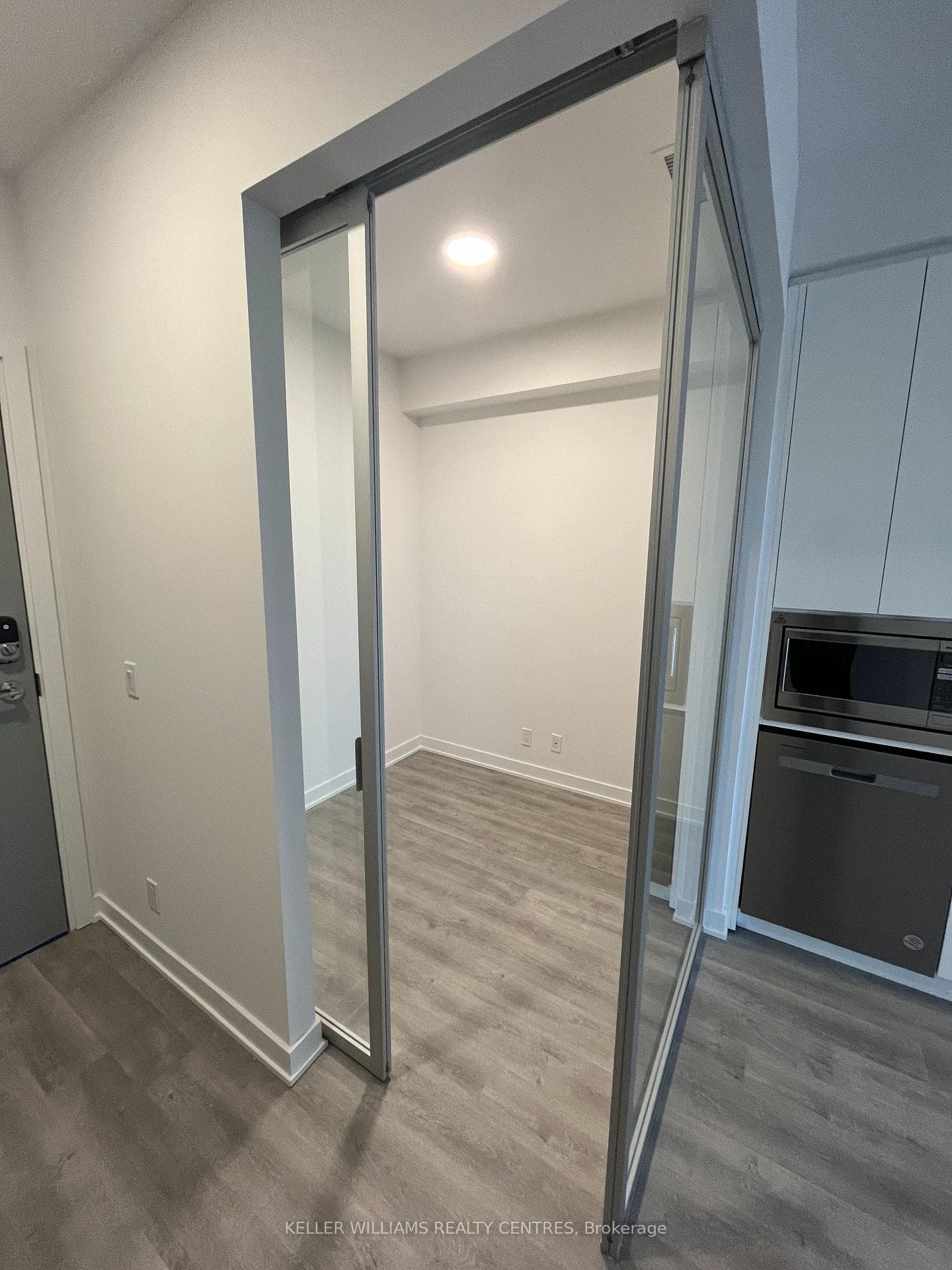 30 Upper Mall Way Unit 2908 photo 9