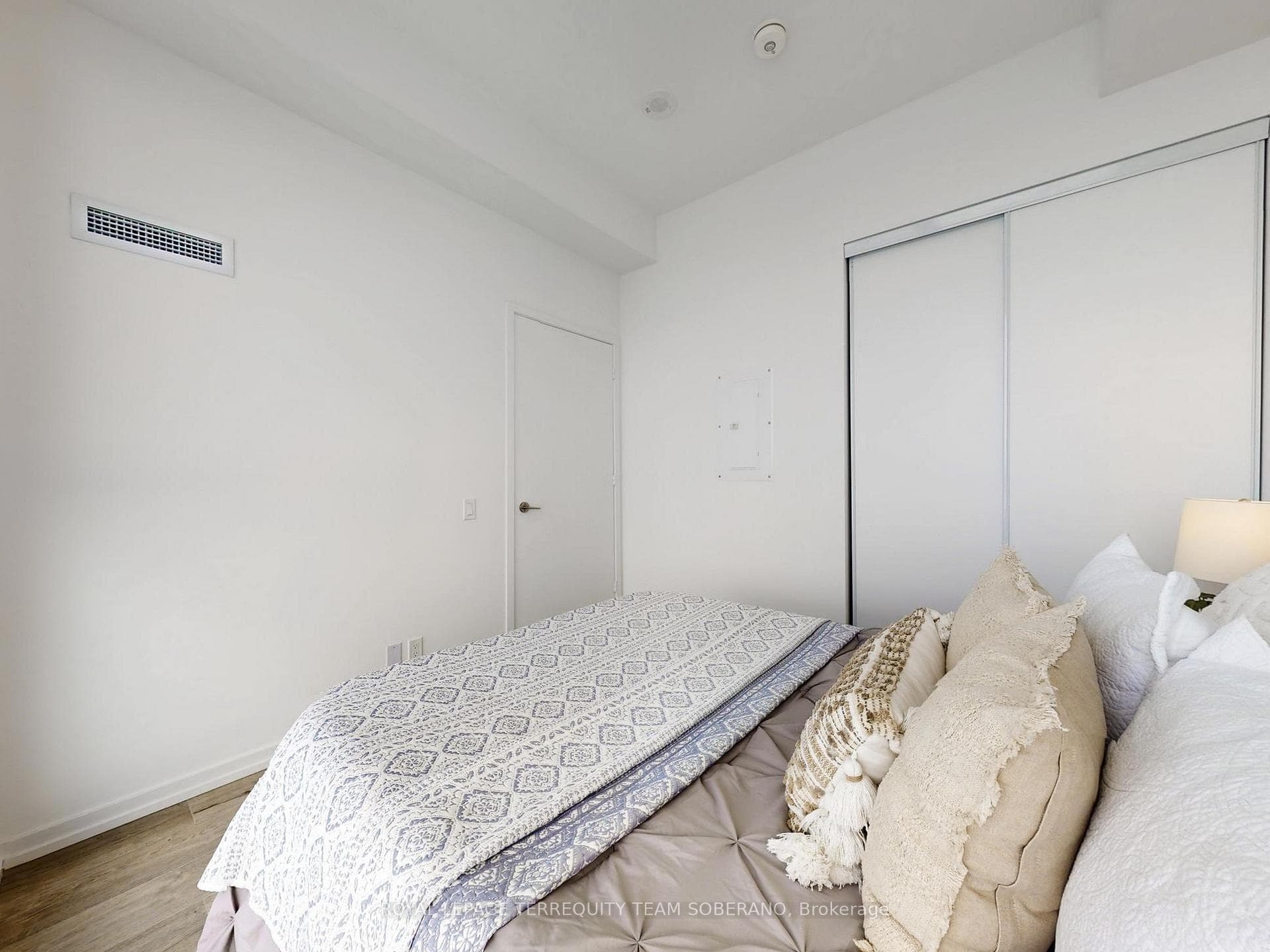 1000 Portage Parkway Unit 4502 photo 27