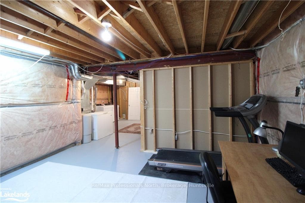 169 TAYLOR Drive photo 43