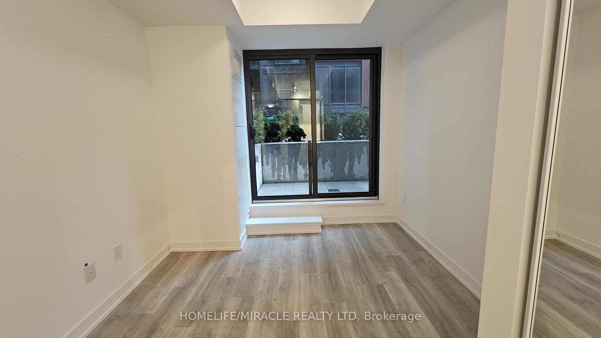 28 Eastern Avenue Unit 202 photo 6