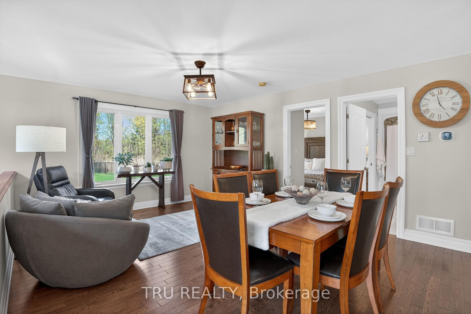 2 Bed 1 Bath apartment