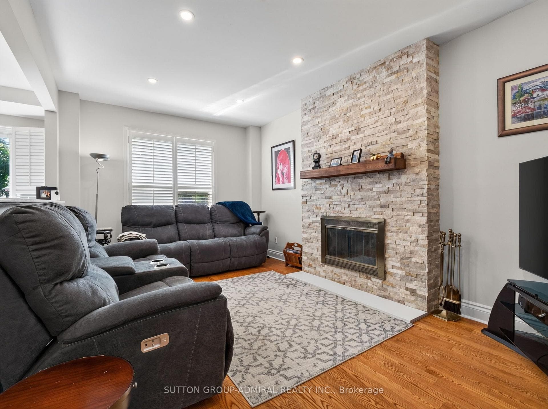 99 Dundurn Crescent photo 19