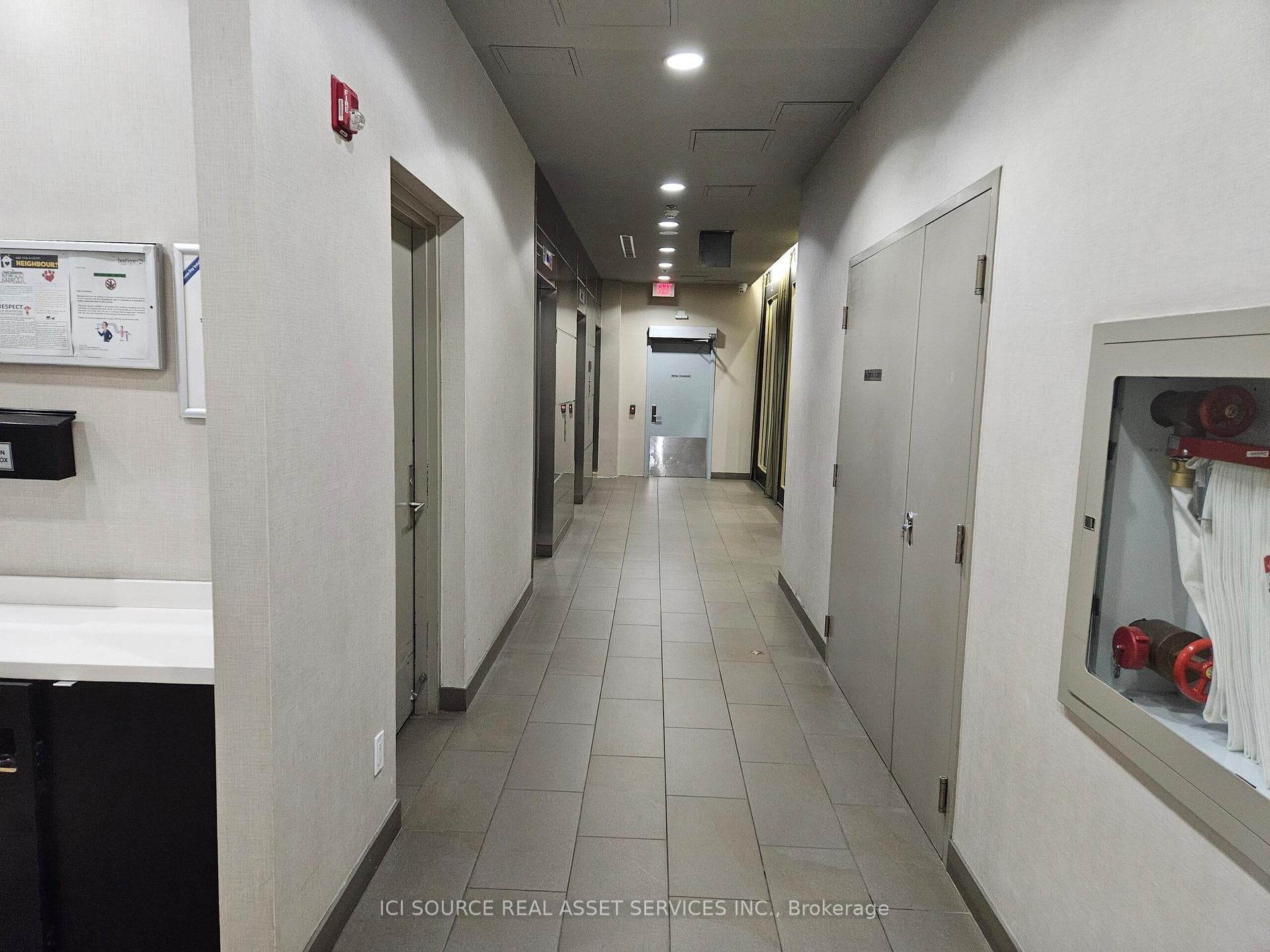 126 Simcoe Street Unit 608 photo 5