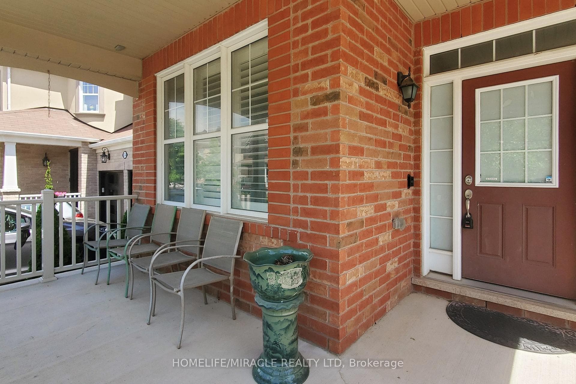 338 Kincardine Terrace photo 4
