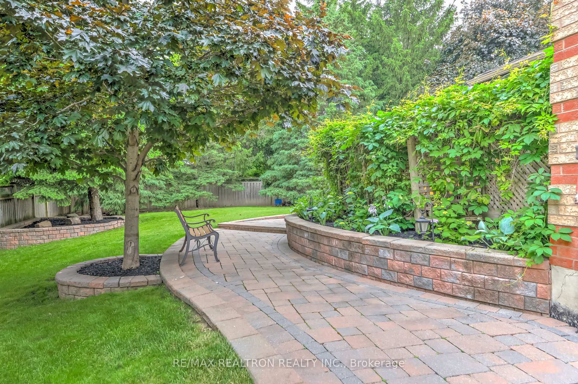 48 Batson Drive photo 30