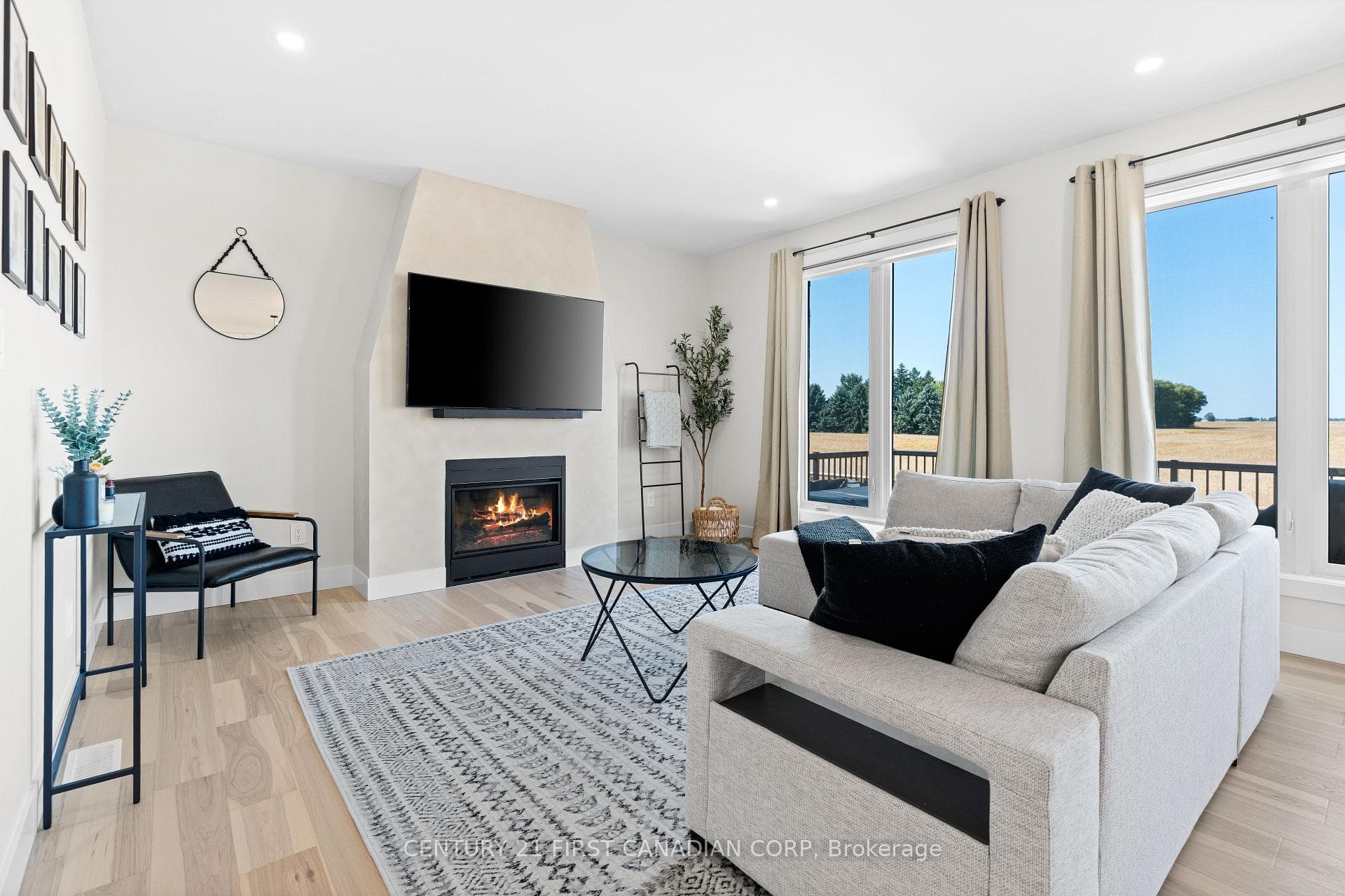 7966 Fallon Drive Unit 1 photo 8