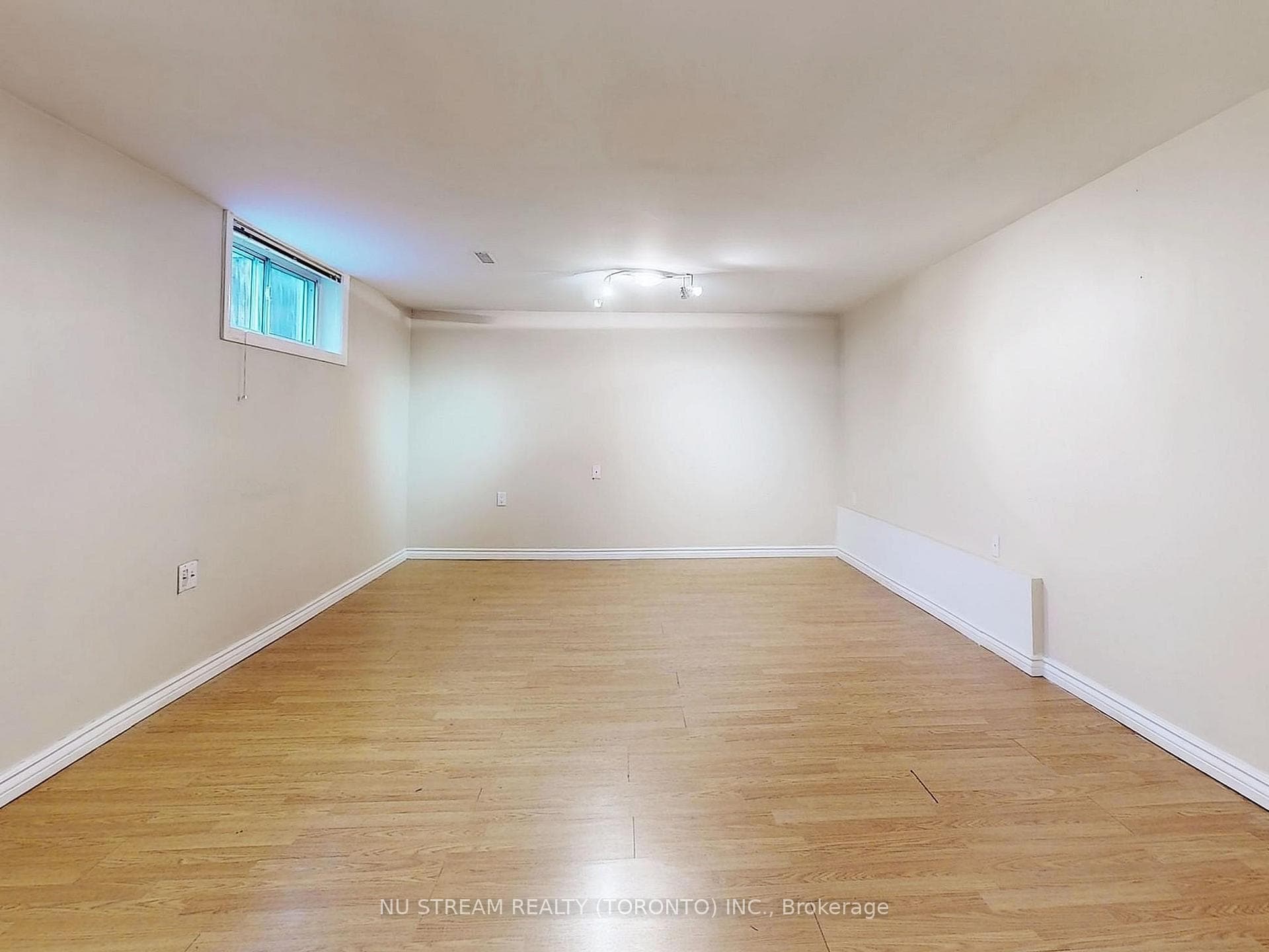 148 Pleasant View Drive photo 10